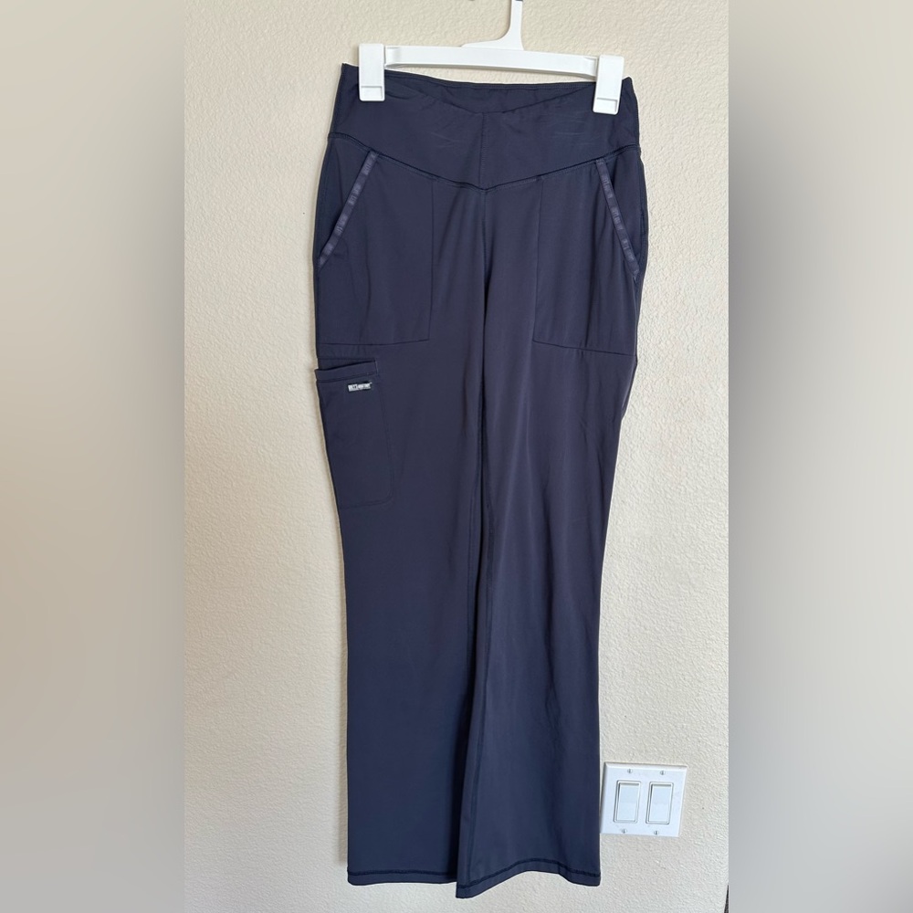 Grey's Anatomy by Barco Women's Knit Stretch Swift Flare Cargo Scrub Pants, XS